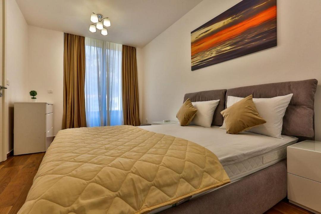 Royal Montesun Lägenhet Budva